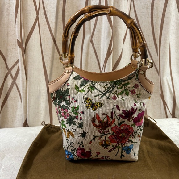 🆕 Gucci Floral Banboo handbag 👜 - Picture 1 of 11